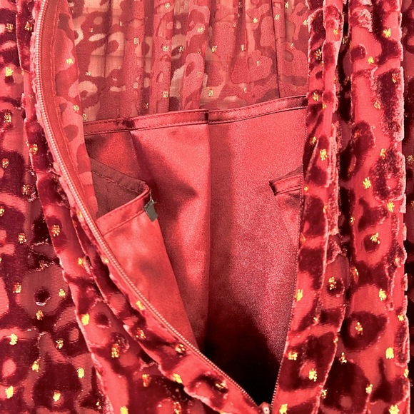 Alex Marie Dress NWT Gabby Burgundy & Gold Burnout Long Sleeves Lined STUNNING! - Picture 8 of 10